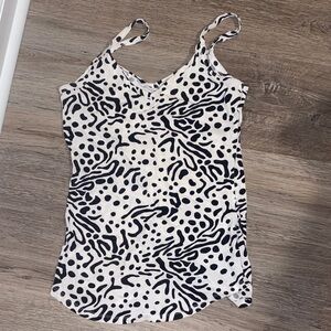 Stylish Black and White Women's Top